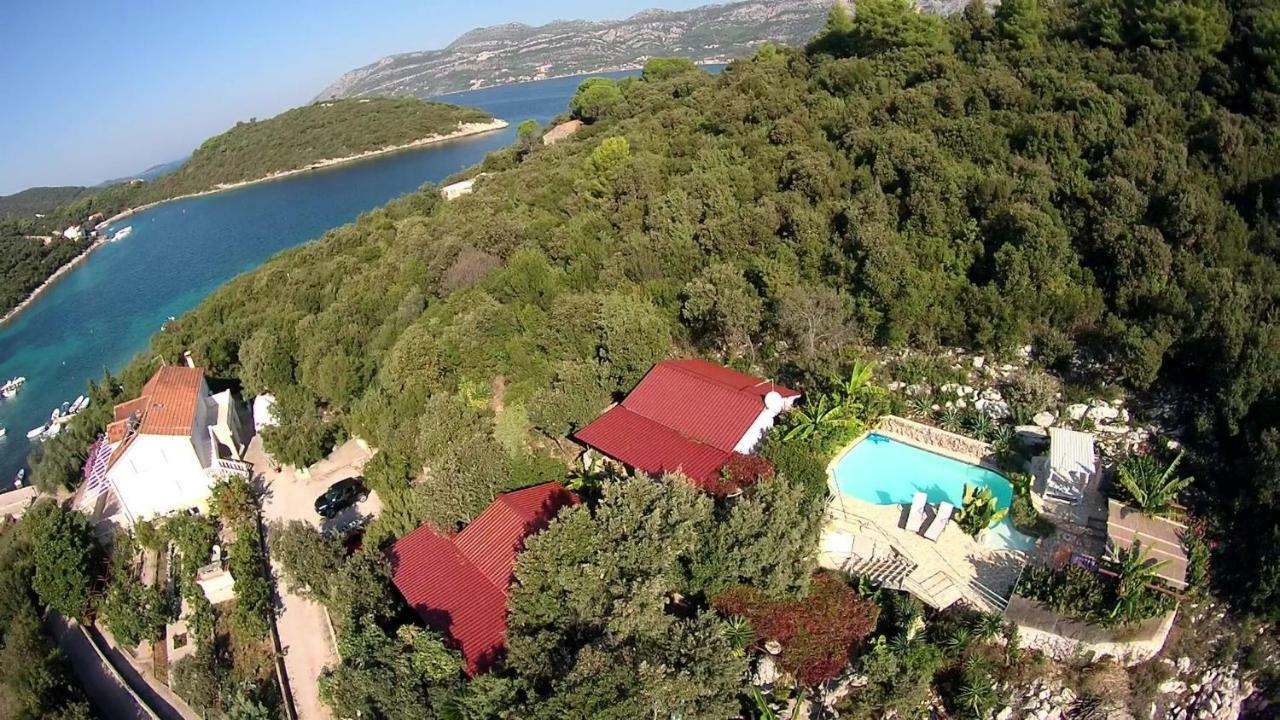Relax Tiny Villas 40 Meters Of The Beach Zrnovo Dış mekan fotoğraf